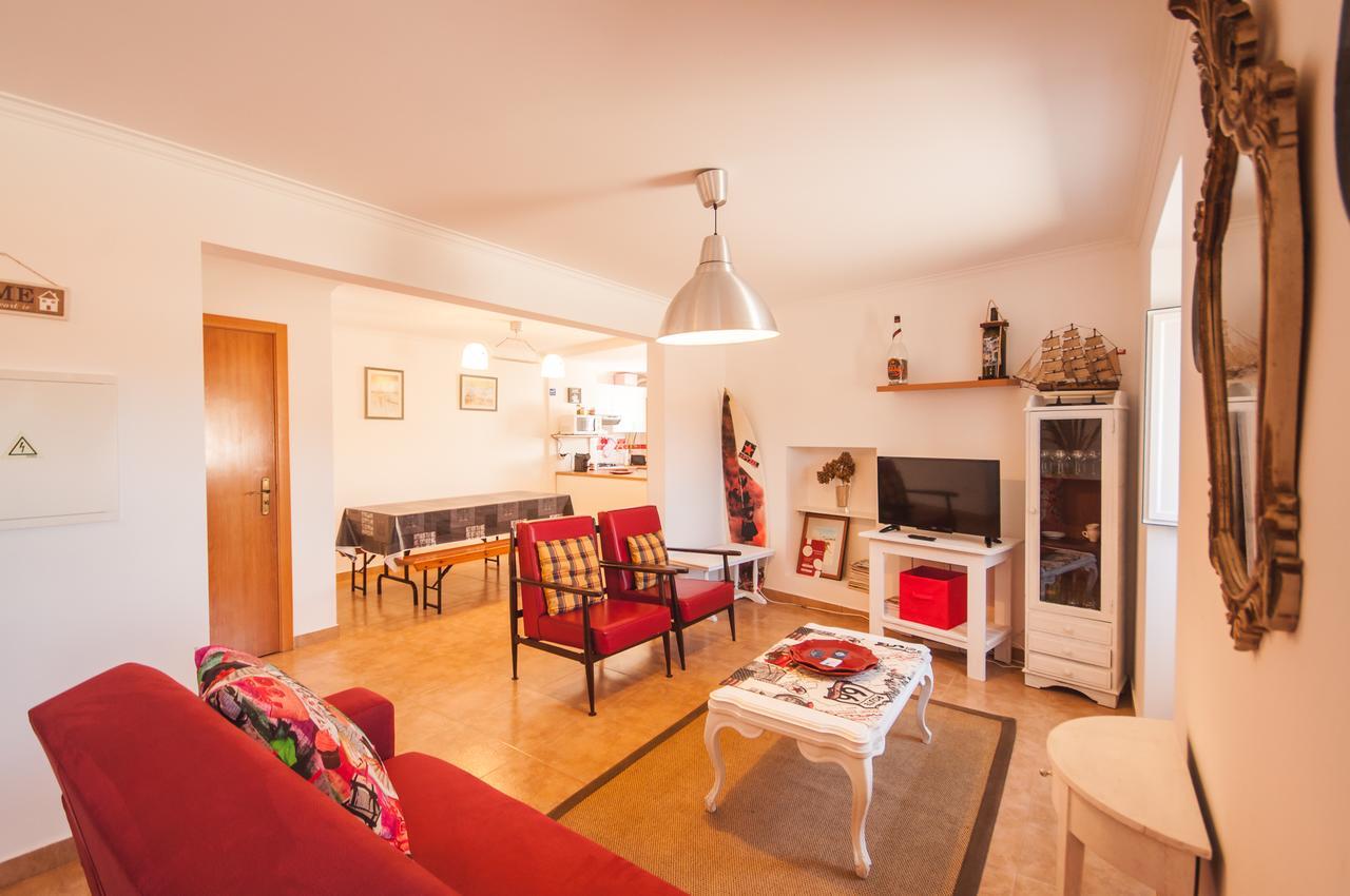 Rivers Nation Surf Camp Bed and Breakfast Atouguia Da Baleia Eksteriør billede